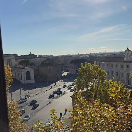 Pensión Maison Merulana Colosseo 4*