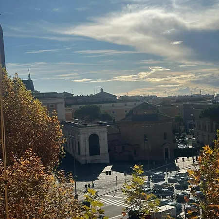 Affittacamere Maison Merulana Colosseo 4*